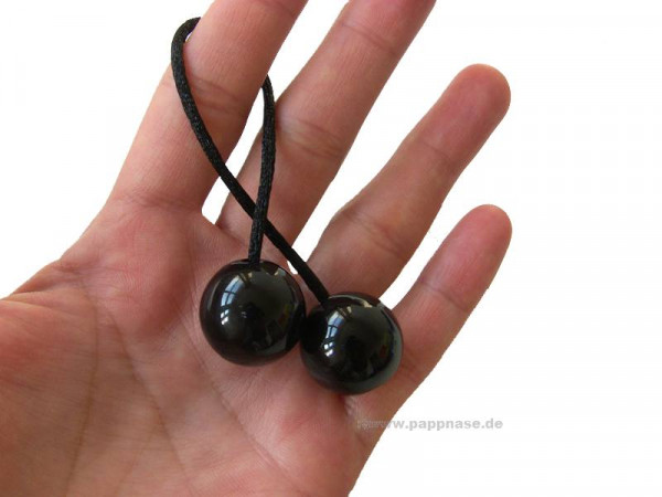 Finger Poi, Holzkugeln